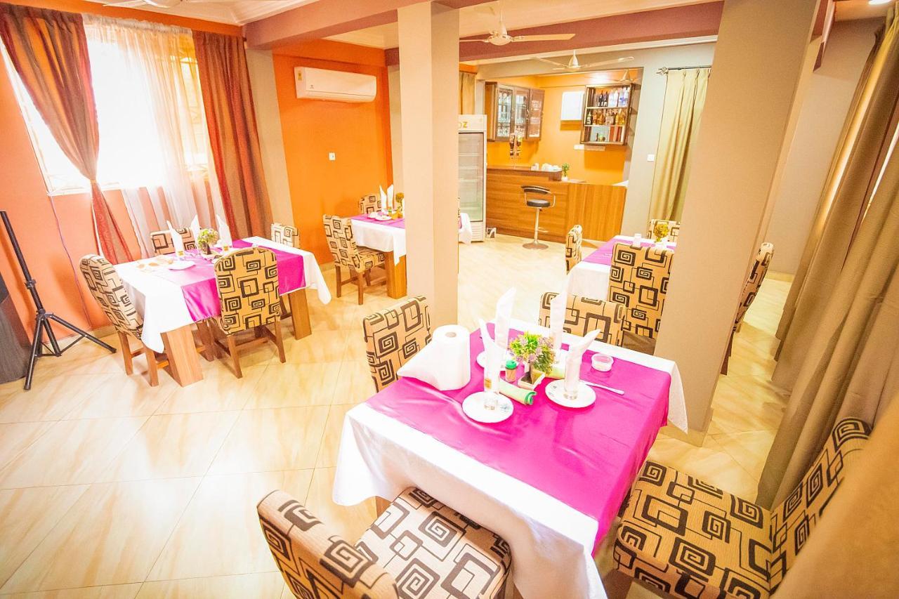 Hilton View Hotel Ogbodjo Dış mekan fotoğraf
