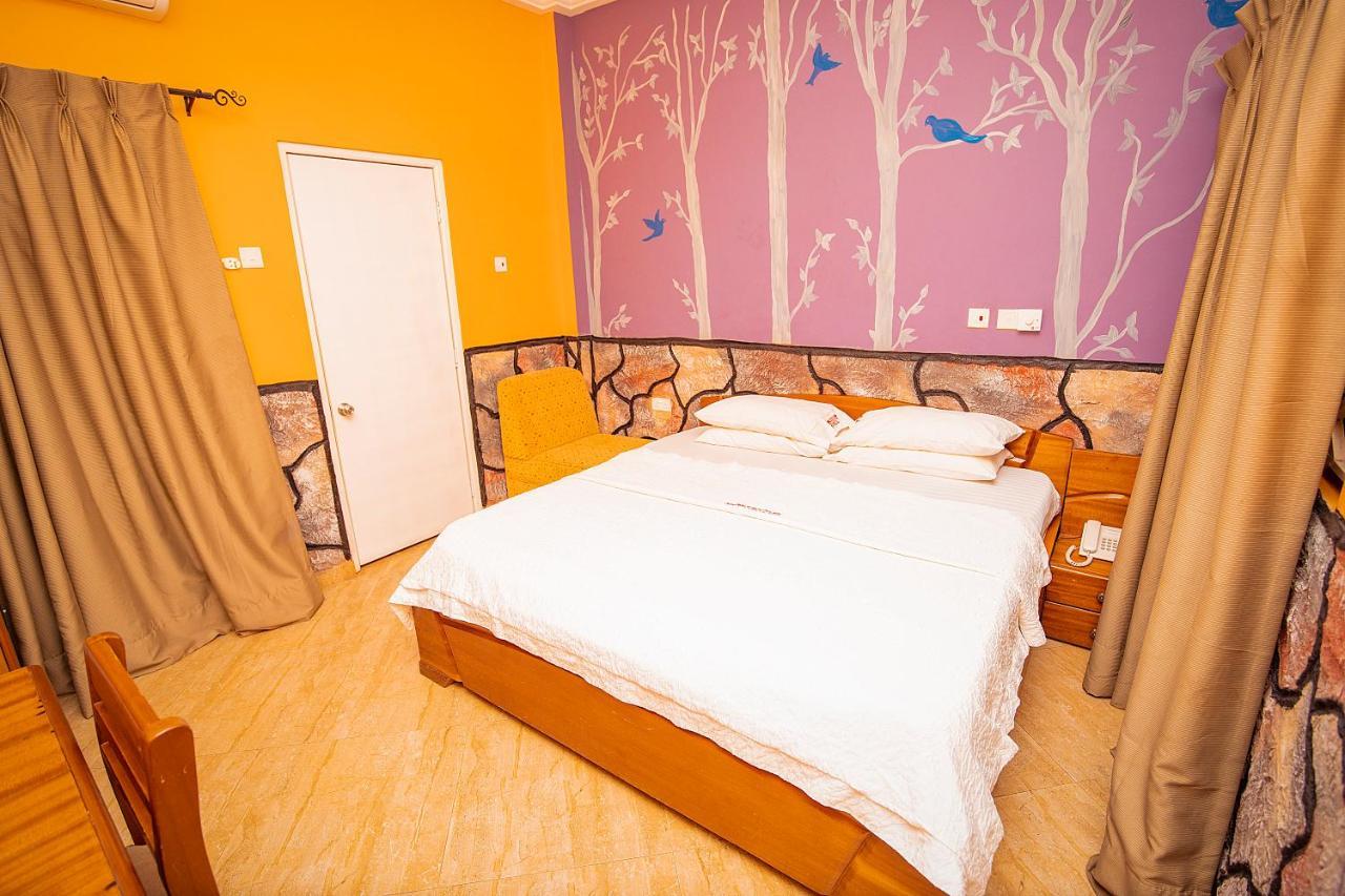 Hilton View Hotel Ogbodjo Dış mekan fotoğraf