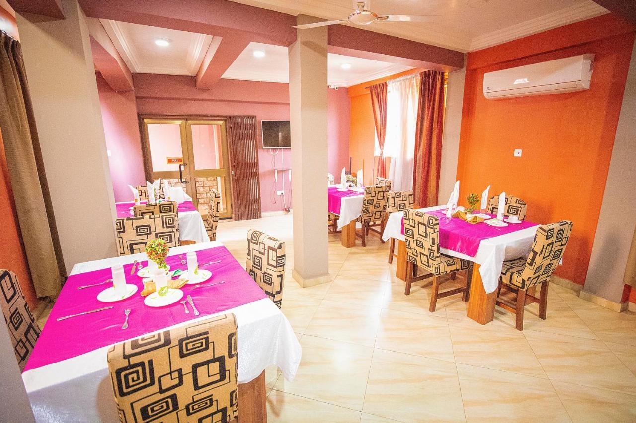 Hilton View Hotel Ogbodjo Dış mekan fotoğraf