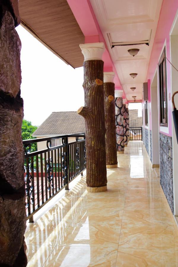 Hilton View Hotel Ogbodjo Dış mekan fotoğraf
